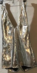 NWOT Sexy Silver Lame Bodysuit Shorts Shimmery One Size - Picture 1 of 5