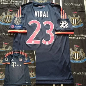 Bayern Munich Third Football Shirt Jersey 2015 2016 Arturo Vidal Adidas Size M - Picture 1 of 16