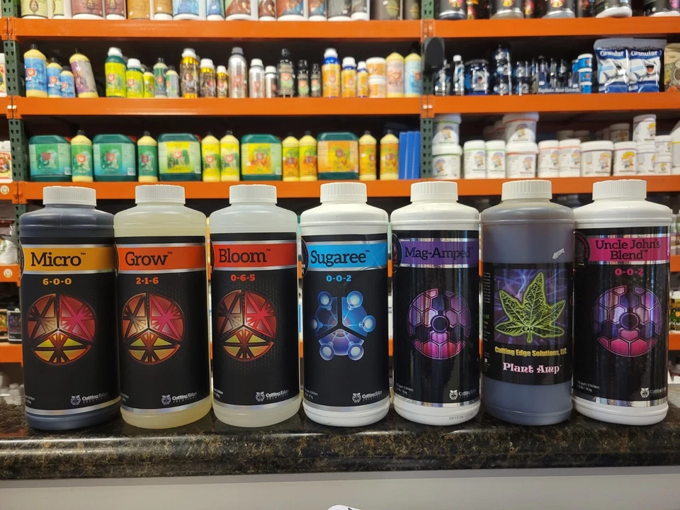 Juego completo de nutrientes y suplementos Cutting Edge Solutions paquete combinado de 7 cuartos de galón Foto 1 de 1