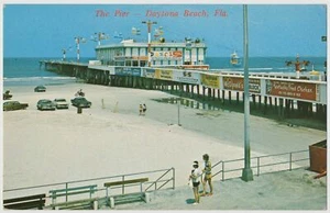 The Pier and Boardwalk, Daytona Beach, Florida - Imagen 1 de 2