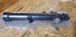 Kawasaki GPZ900R 1984-85 Pipe-Left Fork Outer 44005-1217 Gambale Sx ZX900A1 / A2 - Foto 1 di 12