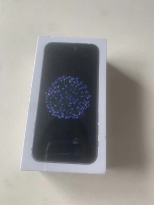 Apple Iphone 6 32gb straight talk New Gray - Image 1 of 2