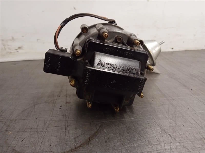 Distribuidor de 1977 Chevrolet C20 Pickup 5.7L 8707841 - Imagem 1 de 4