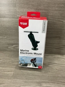 RAM® Universal Marine Electronic Mount - D Size Medium Arm & Plate - Picture 1 of 4