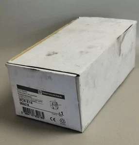 Telemecanique XCR E18 NEU OVP - Bild 1 von 3