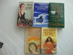 5 new WOMEN WRITERS pb books AUEL, ALLENDE paperbacks FEMALE authors CLASSIC - Bild 1 von 14