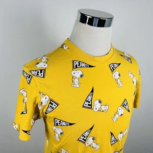 Peanuts x H&M LOGG Small Crew Neck T Shirt Snoopy Pennant Yellow Cotton - Picture 1 of 4