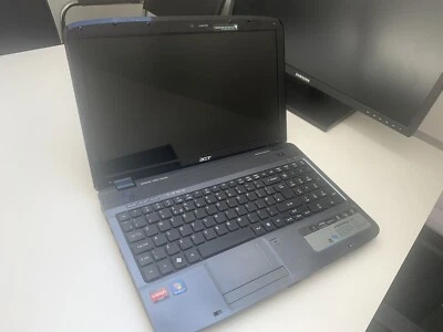 Acer Aspire 5542 Laptop - Image 1 of 4