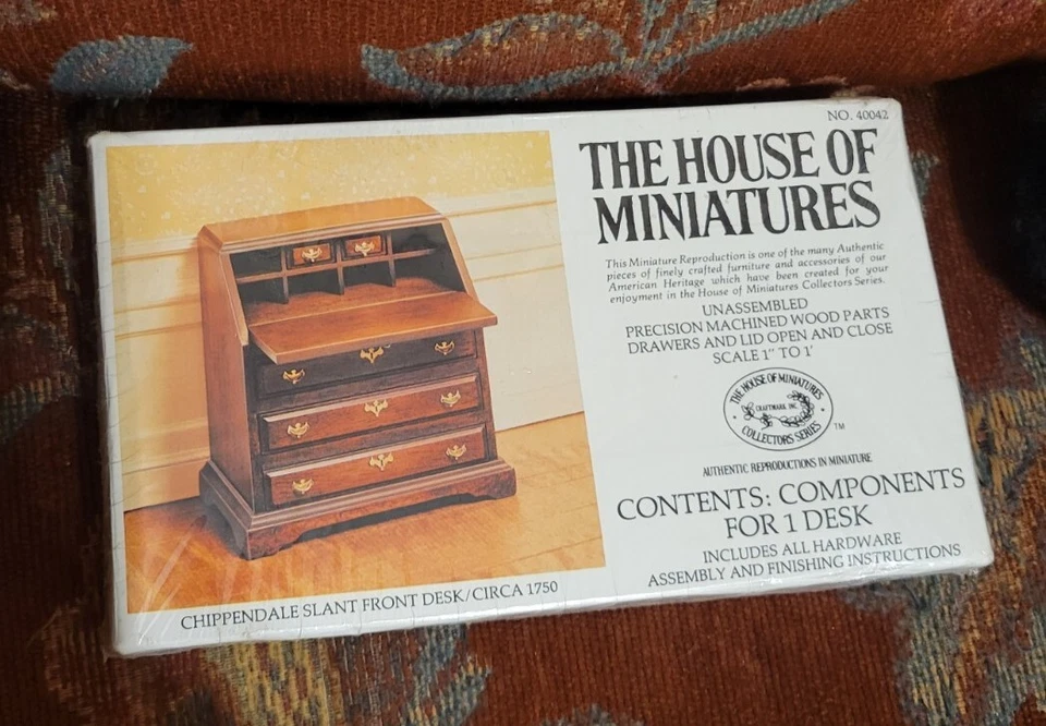 House of Miniatures X-ACTO Chippendale Slant Front Desk Circa 1750 40042