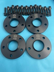 2 PAIR Renault Megane RS Wheel Spacers,20mm, 5 x 114.3PCD 66.1CB 20x Bolts BLACK - Picture 1 of 3