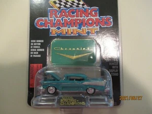 1:64 Racing Champions Mint 1957 Chevy Bel Air green & Emblem - Bild 1 von 2