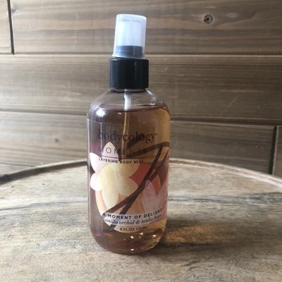Bodycology Moments Vanilla Orchid & Tonka Bean Body Mist 8 fl oz New - Image 1 of 4
