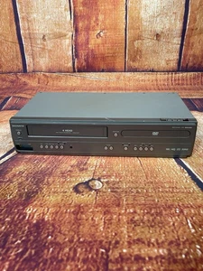 Magnavox MWD2206 DVD VCR Combo VHS Player Recorder Parts or Repair - Picture 1 of 9