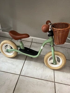 PUKY Retro classic Green Laufrad LRM 8 Zoll ab 2 Jahren mit Körbchen - Bild 1 von 4