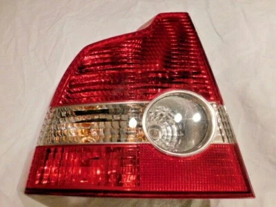 Lanterna traseira esquerda para motorista 2005 2006 2007 2008 Volvo S40 fabricante de equipamento original - Imagem 1 de 4