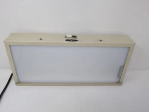 Vintage Dental Star Xray X-Ray Illuminated Light Box Model # DE100 Made In USA - Picture 1 of 10