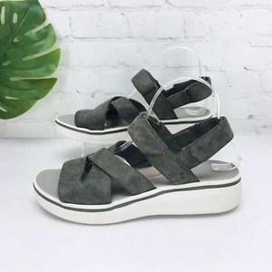Bzees Women's Platform Sandals Size 10 Sparkle Green Camo Strap Wedge Comfort - Picture 1 of 14