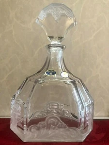 Bohemia Frosted Clear Lead Crystal Glass Whyskey Liquor Decanter Bottle New 750 - Picture 1 of 12