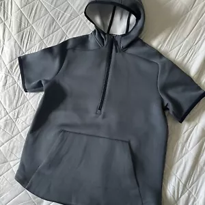 Under Armour kurzärmeliges Hoodie-Shirt mit loser Kapuze Größe L - Bild 1 von 15