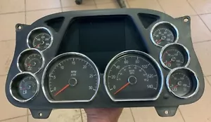 2017 Peterbilt 579 Instrument Cluster - P/N: Q43-6057-3-2-109C - Picture 1 of 3