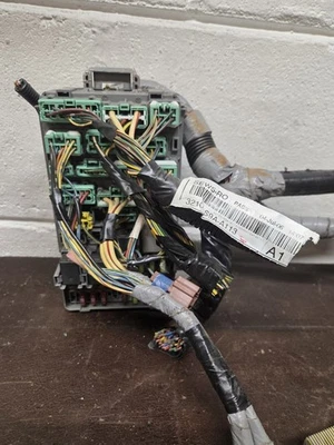 Honda CRV 2005-2006 bloque de relé de fusibles de cabina 3820A-S9A-A120 OEM Foto 1 de 4