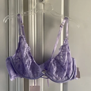 Savage X Fenty Damen BH ungefüttert Bügel Lavendel BH Größe 42D Etikett - Bild 1 von 7