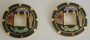 Vtg Signed Laurel Burch "Amulet" Pierced Earrings Gold & Black & Enamel Figures - Bild 1 von 2