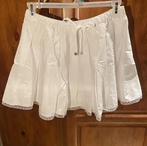 J. Crew Pleated Tie Waist Mini Skirt White Lace 100% Cotton Size Medium Coquette - Picture 1 of 12