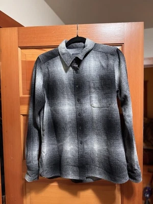 Pendleton Women's Meredith Button Down Wool Shirt Black/White Ombre Medium - Image 1 of 3