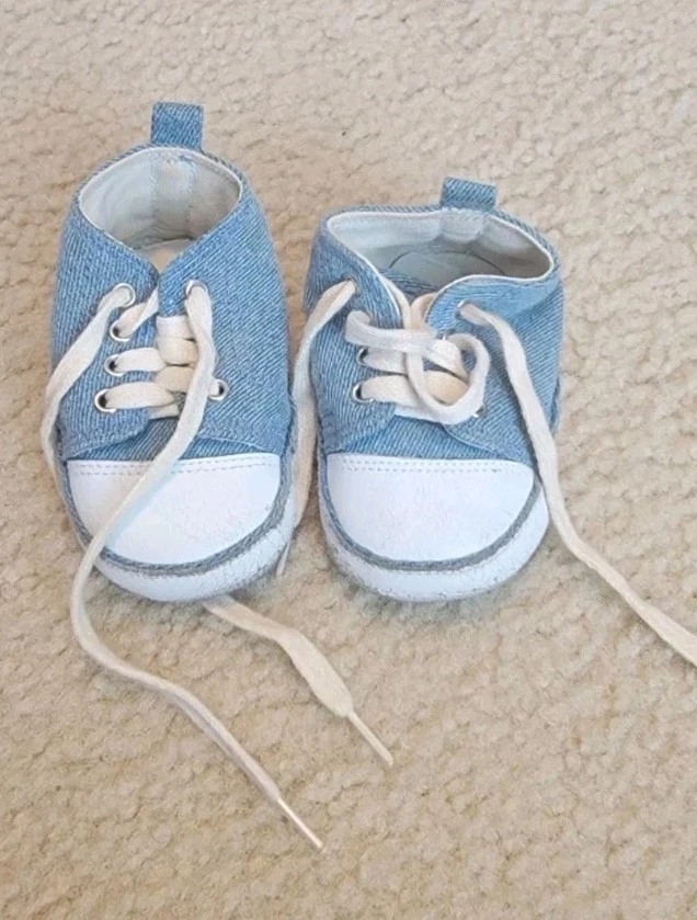 男女通用婴儿运动鞋,尺寸 0-3 个月 — 第 1/1 张图片