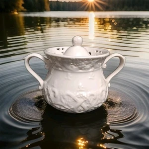 Grace's Teaware Embossed Scroll Pierced Handled Sugar Bowl Lid - Picture 1 of 7