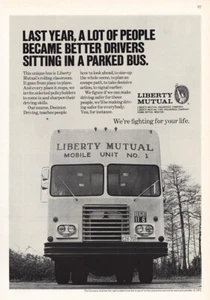 1971 Liberty Mutual: Mobile Unit No 1 Sitting In Parked Bus Vintage Print Ad - Bild 1 von 1