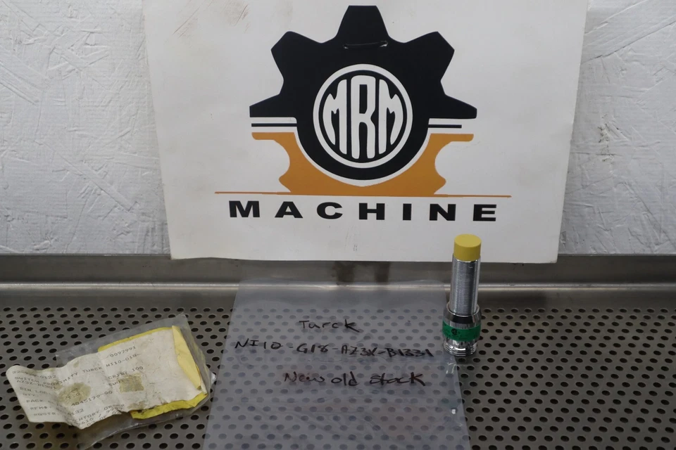 Turck NI10-G18-AZ3X-B1331 50MM Proximity Sensor 20-250VAC 5-500MA Sn: 10mm New - Image 1 of 4