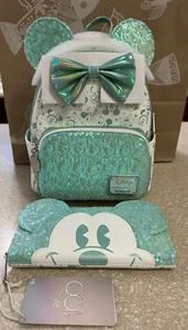 Loungefly Disney HOLOGRAPHIC SEQUIN Minnie Mouse Backpack Wallet Hallmark Only - Picture 1 of 11