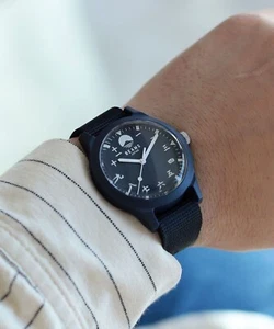 BEAMS Original Watch Kanji Mt Fuji Made In Japan Special Limited Edition NEW - Picture 1 of 11
