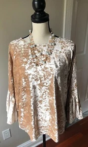 Top de terciopelo Anthropologie Do Everything In Love Terciopelo Color Bronceado TALLA ÚNICA NUEVA CON ETIQUETAS - Imagen 1 de 6