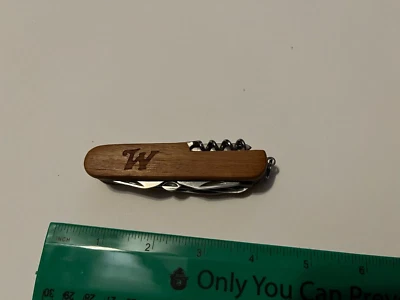 Cuchillo plegable de bolsillo multiherramienta Winchester mango de madera 2 1/2" acero inoxidable LOC D1 Foto 1 de 4
