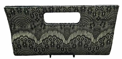 Cartera sin asas vintage negra sobre moda clásica detalle de encaje de insectos cierre a presión Foto 1 de 4