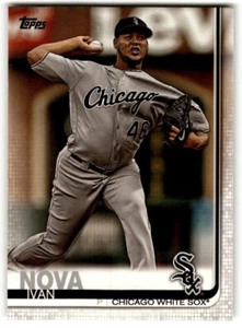 2019 Topps Ivan Nova #403 Chicago White Sox - Picture 1 of 2