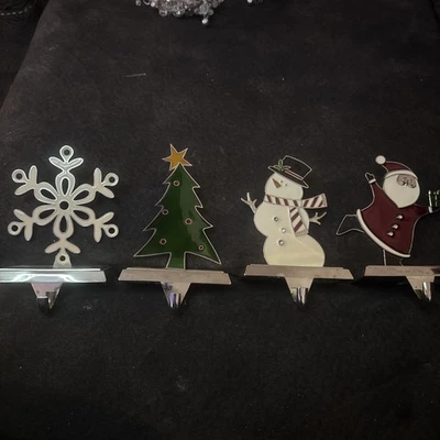 Juego de 4 soportes para medias Target Metal 2008 muñeco de nieve árbol de Santa copo de nieve  Foto 1 de 4
