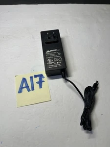 AC 100-240V DC 30V 1,6A Adapter Ladegerät Netzteil US Stecker - Bild 1 von 5