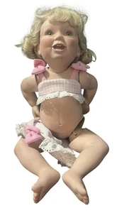 Vintage 1997 Ashton Drake Porzellan Baby Puppe * - Bild 1 von 4