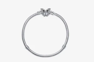 Pandora 590782C01-18 Bracciale Moments con Chiusura a Farfalla Argento taglia 18 - Imagen 1 de 1