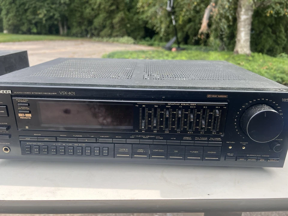 Vtg Pioneer Audio/Video Stereo Receiver VSX-401 TESTED - Image 1 of 4