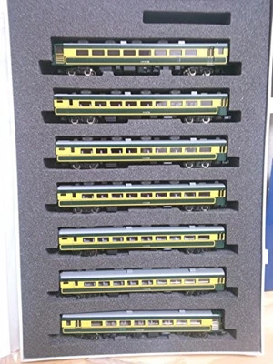 TOMIX N Gauge JR 14 Series 700 Salon Car Naniwa 92716 Model Train Tomytec Japan - Image 1 of 3