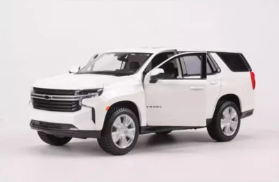 Maisto 1:26 White 2021 Chevrolet Tahoe Full Size SUV Model Diecast Metal Car - Image 1 of 4