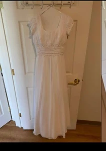 wedding dress size 4 pre owned princess cut david's bridal - Picture 1 of 3