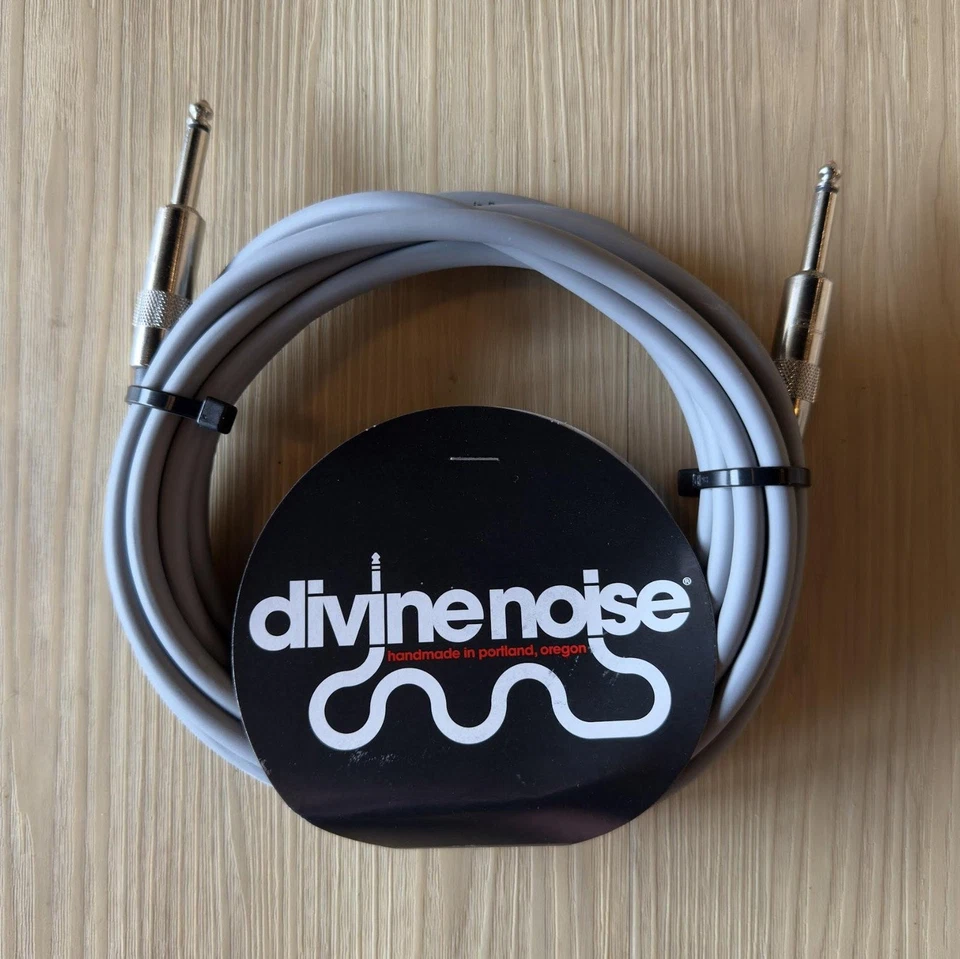 Cable de instrumento Divine Noise 15 pies ST-ST gris *Envío gratuito en EE. UU.* Foto 1 de 1