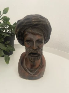 Vintage Carved Walnut Miniature Bust Beaded Man 15cm Cottage Display Decor - Picture 1 of 4