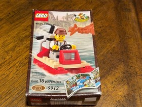 New LEGO Adventurers Dino Island 5912 Mike's Swamp Boat Hydrofoil Pterodactyl